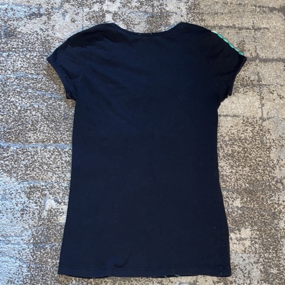 ❌Sold❌ Mango women’s  wood beaded cap sleeve t-shirt - Picture 5 of 6